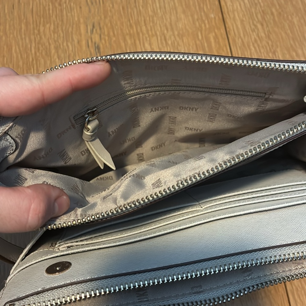 DKNY White Crossbody Bag - Picture 11 of 14